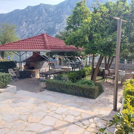 Sunset Kotor Apartment Muo Exterior photo